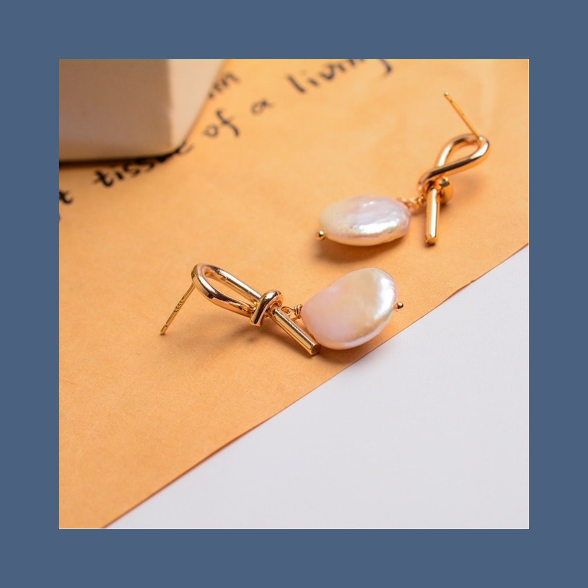 ShinningU- Button Baroque Pearl Earrings Natural Freshwater Pearl High Sense Miniature Design INS